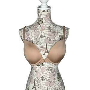 Victoria's Secret Sexy Illusions Push Up Bra Padded Bra 36DD Smooth Sides Nude